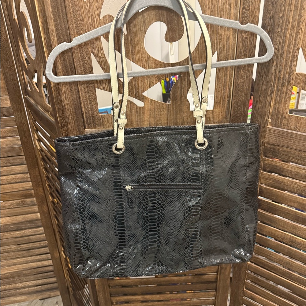Wilson’s Leather Black Snakeskin Tote Bag